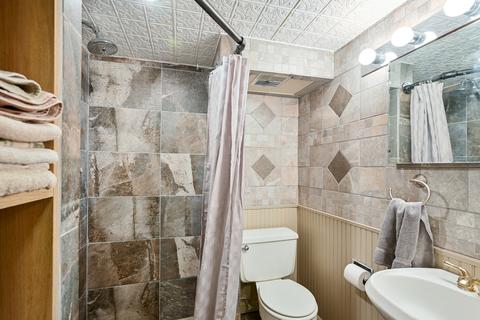925 S Gables Blvd, Wheaton, IL 60189 photo 23