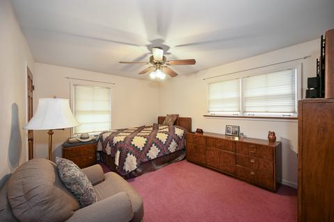 925 S Gables Blvd, Wheaton, IL 60189 photo 13