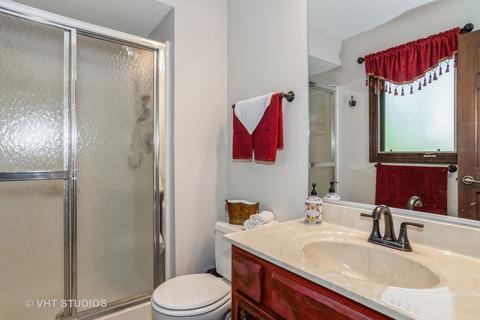 38 W566 Arrowmaker Pass, Elgin, IL 60124 photo 10