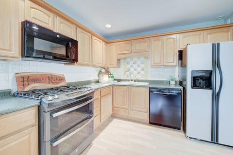 515 Aberdeen St, Hoffman Estates, IL 60169 photo 10