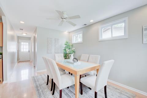 515 Aberdeen St, Hoffman Estates, IL 60169 photo 18