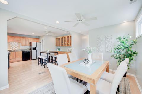 515 Aberdeen St, Hoffman Estates, IL 60169 photo 17