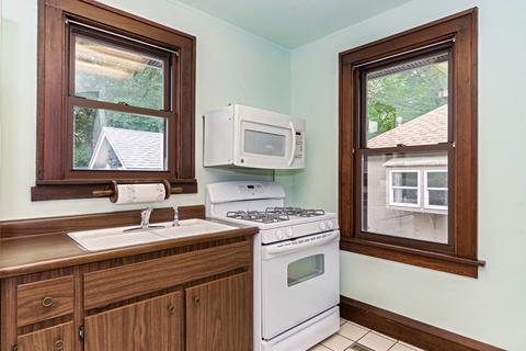 10 Maple Pl, Normal, IL 61761 photo 10