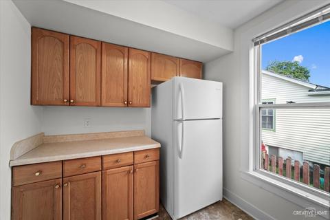 263 Moseley St, Elgin, IL 60123 photo 8