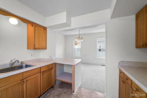 263 Moseley St, Elgin, IL 60123 photo 9