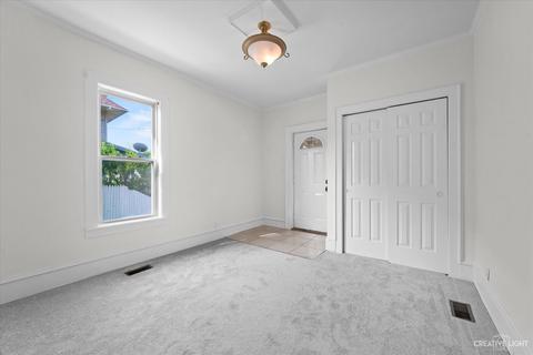 263 Moseley St, Elgin, IL 60123 photo 3