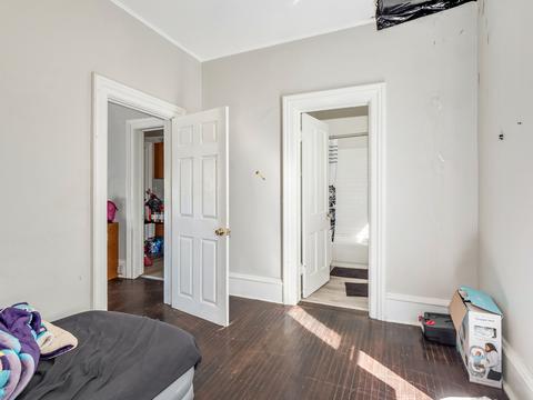 450 Villa St, Elgin, IL 60120 photo 17