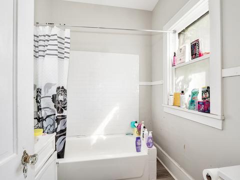 450 Villa St, Elgin, IL 60120 photo 23