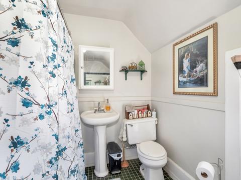 450 Villa St, Elgin, IL 60120 photo 15