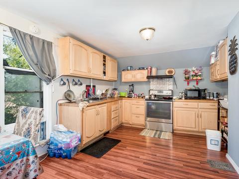 450 Villa St, Elgin, IL 60120 photo 8