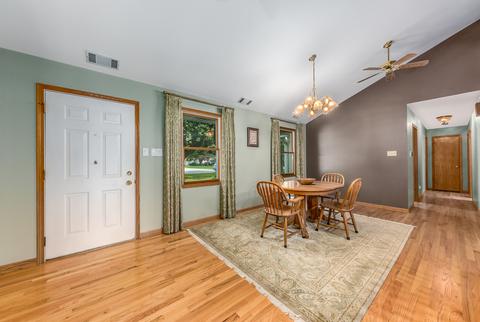 16330 S Mcgrath Dr, Plainfield, IL 60586 photo 2