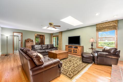 16330 S Mcgrath Dr, Plainfield, IL 60586 photo 9