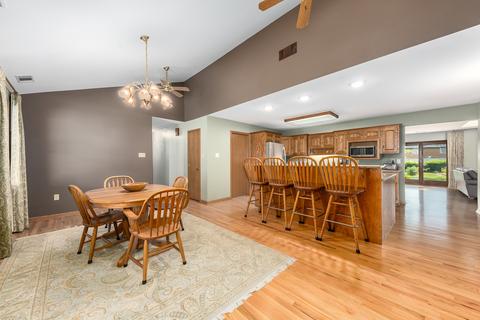 16330 S Mcgrath Dr, Plainfield, IL 60586 photo 3