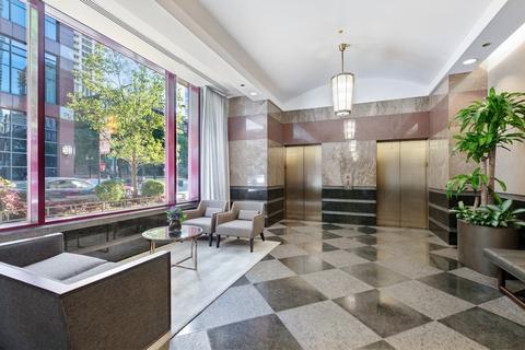 100 E Huron St #2205, Chicago, IL 60611 photo 2