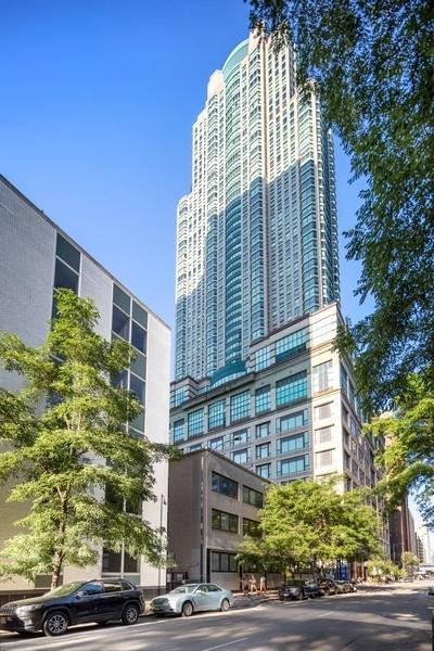 100 E Huron St #2205, Chicago, IL 60611 photo 1