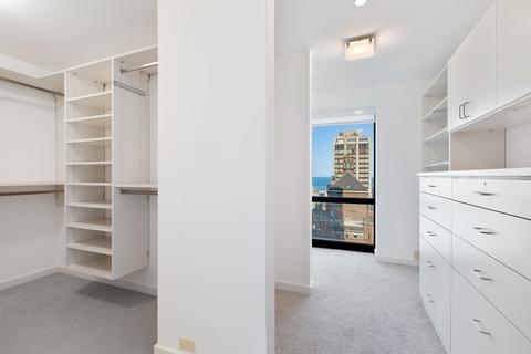 100 E Huron St #2205, Chicago, IL 60611 photo 17