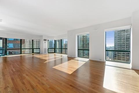 100 E Huron St #2205, Chicago, IL 60611 photo 5