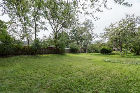 282 Cornell Ave, Des Plaines, IL 60016 photo 2