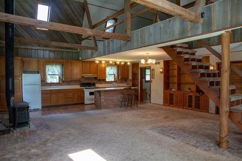 12821 N Leaf River Rd, Leaf River, IL 61047 photo 4