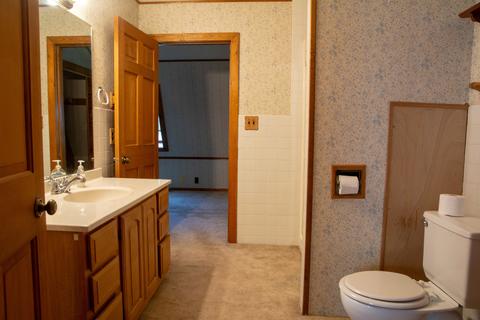 12821 N Leaf River Rd, Leaf River, IL 61047 photo 16