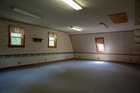 12821 N Leaf River Rd, Leaf River, IL 61047 photo 15