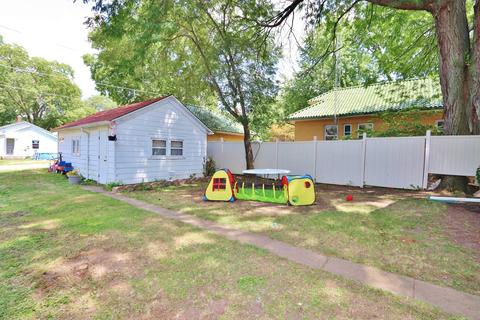 318 E North St, Morris, IL 60450 photo 14