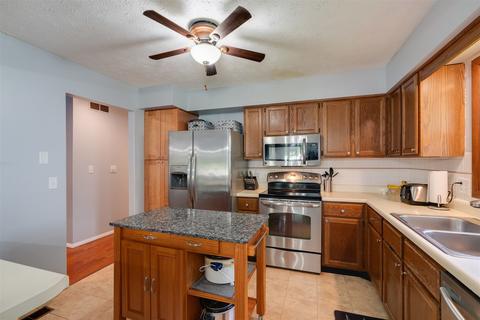 1204 N School St, Normal, IL 61761 photo 13