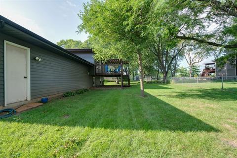 1204 N School St, Normal, IL 61761 photo 35