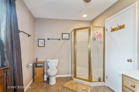 104 E Charles St, Plano, IL 60545 photo 14