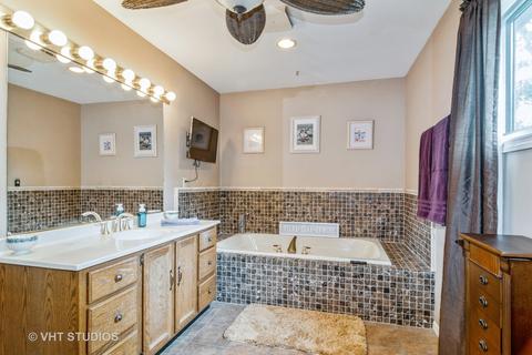 104 E Charles St, Plano, IL 60545 photo 13