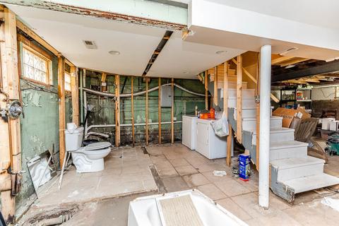 9939 S Artesian Ave, Chicago, IL 60655 photo 14