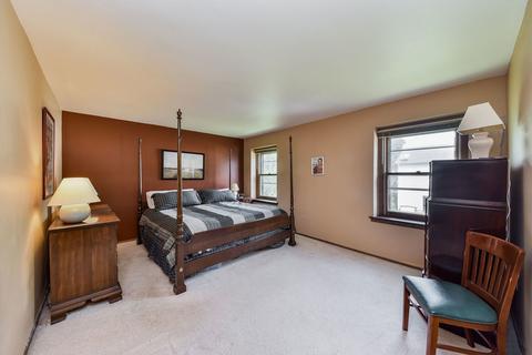 2319 Appleby Dr, Wheaton, IL 60189 photo 15