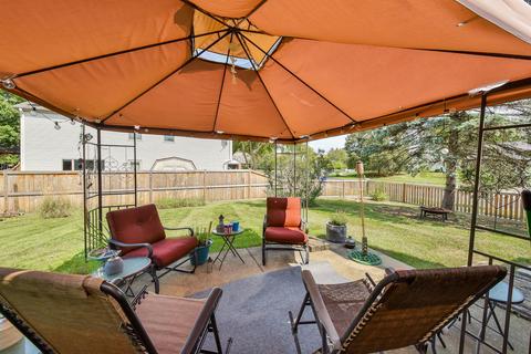 2319 Appleby Dr, Wheaton, IL 60189 photo 23