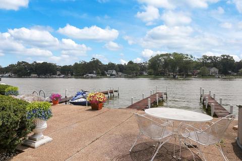 2012 Orchard Beach Rd, Mchenry, IL 60050 photo 3