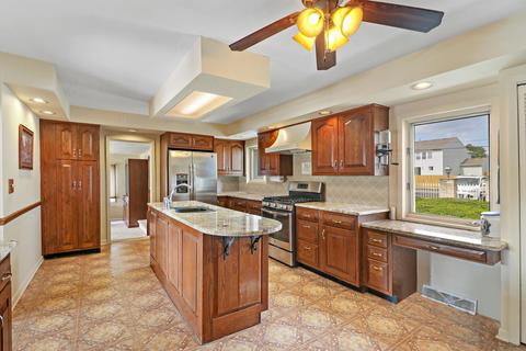 2012 Orchard Beach Rd, Mchenry, IL 60050 photo 12