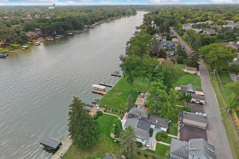 2012 Orchard Beach Rd, Mchenry, IL 60050 photo 35