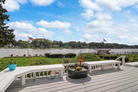 2012 Orchard Beach Rd, Mchenry, IL 60050 photo 5
