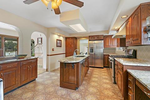 2012 Orchard Beach Rd, Mchenry, IL 60050 photo 10