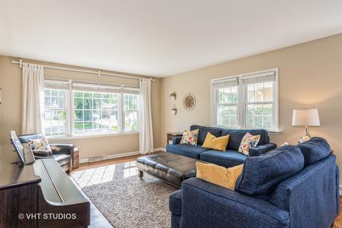 1322 Irving Ave, Wheaton, IL 60187 photo 2