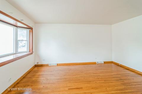 4605 Cracow Ave, Lyons, IL 60534 photo 2
