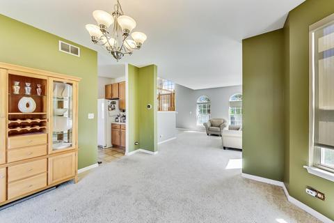 2711 Discovery Dr, Plainfield, IL 60586 photo 10