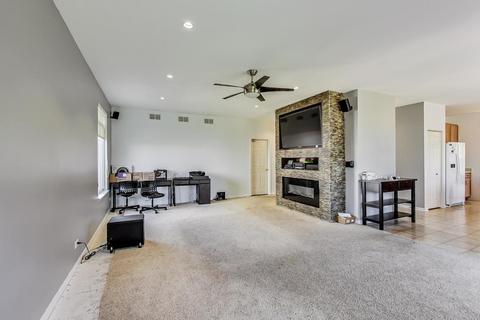2711 Discovery Dr, Plainfield, IL 60586 photo 16