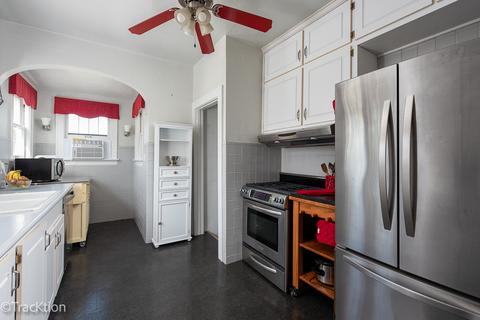 852 Brook St, Elgin, IL 60120 photo 7