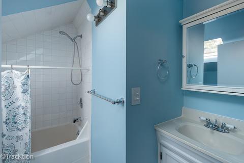 852 Brook St, Elgin, IL 60120 photo 13