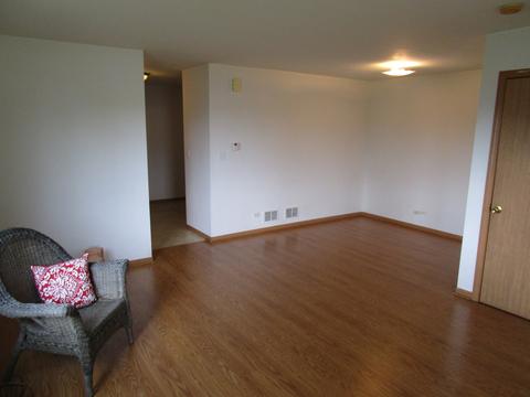 519 Sandy Ct, Harvard, IL 60033 photo 5