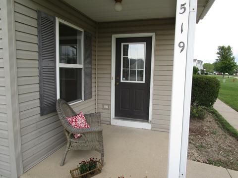 519 Sandy Ct, Harvard, IL 60033 photo 2