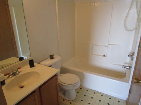 519 Sandy Ct, Harvard, IL 60033 photo 11