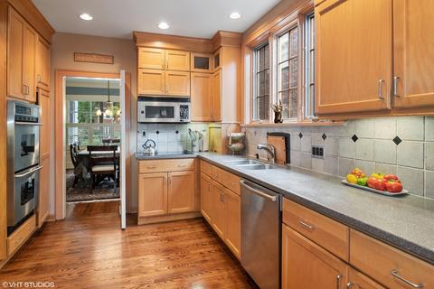946 Jackson Ave, River Forest, IL 60305 photo 8