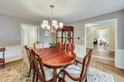 801 Cassin Rd, Naperville, IL 60565 photo 10