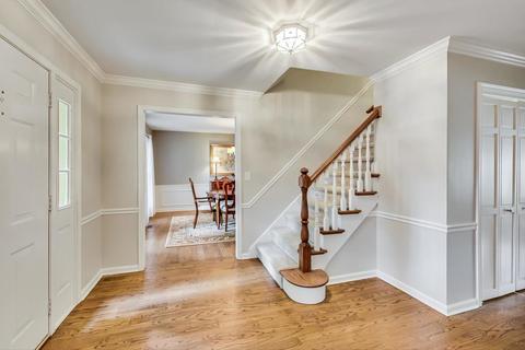 801 Cassin Rd, Naperville, IL 60565 photo 4